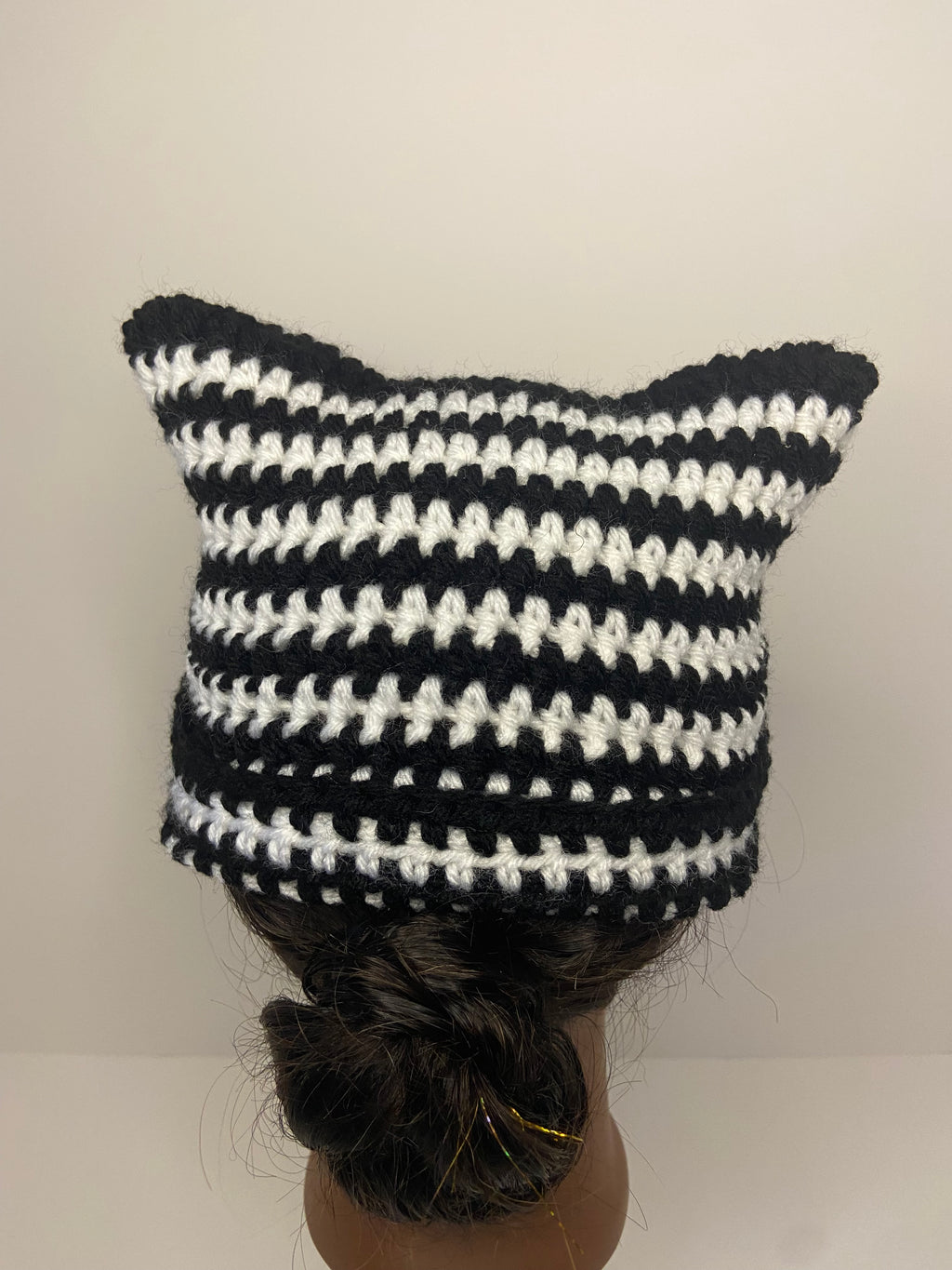 Two toned ear hat