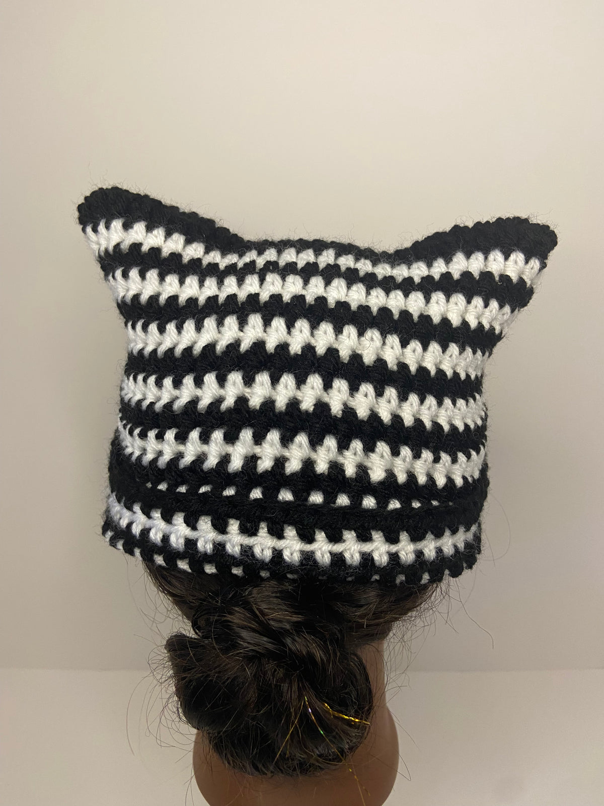 Two toned ear hat